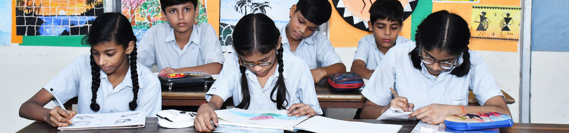 Best CBSE Board, Delhi school in kanpur - The Harmilap Mission School, Kanpur