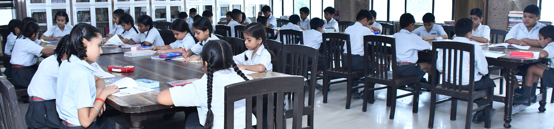 Clubs & Intellectual Enrichment - The Harmilap Mission School, Kanpur
